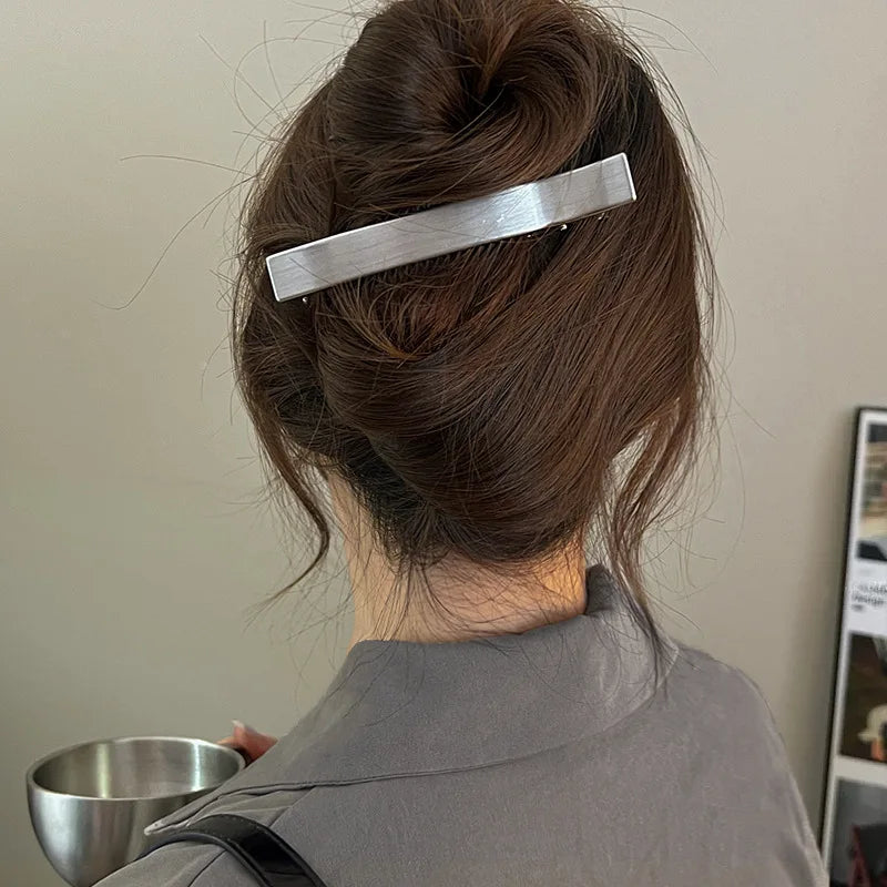 Korean Women Elegant Hair Clips Barrettes for Girls Metal Hair Claws Hairpin Bangs Duckbill Clip Ponytail Fashion Accessories